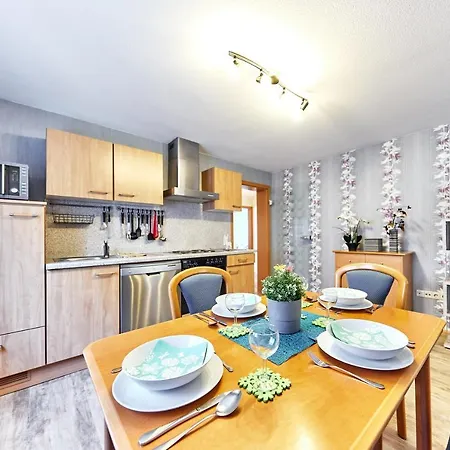 Auszeit - Wunderschön übernachten Nur 5 Minuten Vom Europa-park Apartment Kappel-Grafenhausen