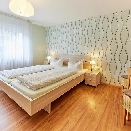 Auszeit - Wunderschön übernachten Nur 5 Minuten Vom Europa-park Apartment *